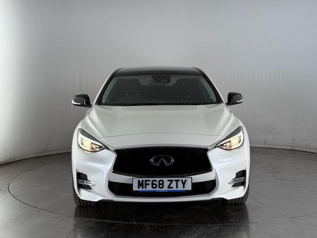 INFINITI Q30 2.0T Sport DCT Euro 6 (s/s) 5dr
