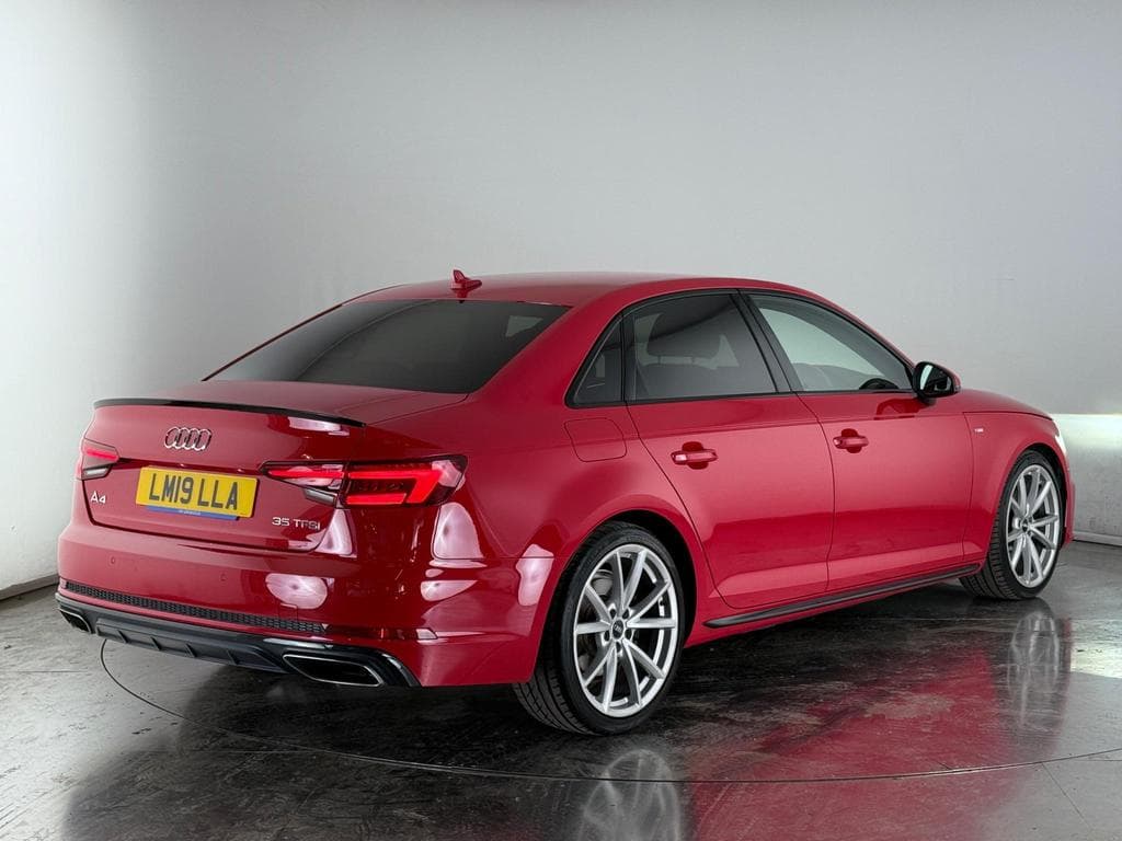 AUDI A4 2.0 TFSI 35 Black Edition S Tronic Euro 6 (s/s) 4dr