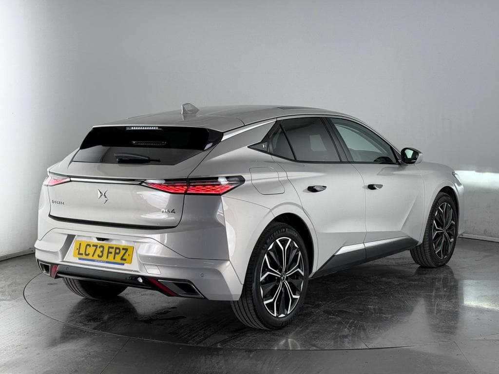 DS 4 1.6 E-TENSE 12.4kWh Rivoli EAT8 Euro 6 (s/s) 5dr