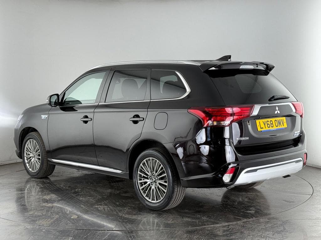 MITSUBISHI OUTLANDER 2.4h TwinMotor 13.8kWh 4h CVT 4WD Euro 6 (s/s) 5dr