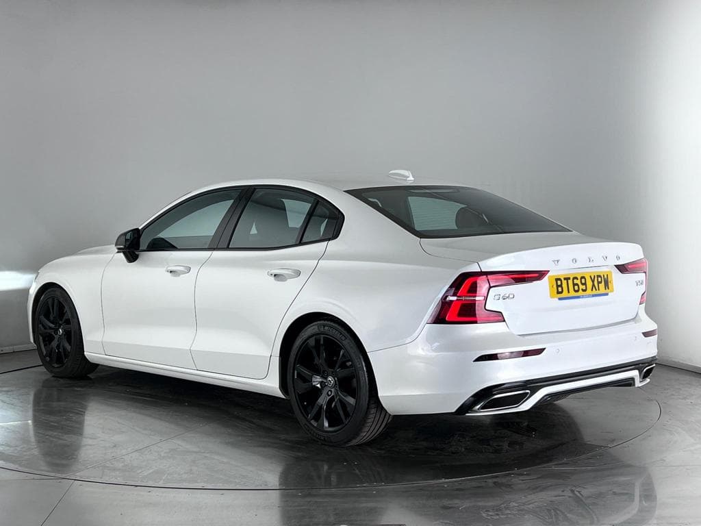 VOLVO S60 2.0 T5 R-Design Plus Auto Euro 6 (s/s) 4dr