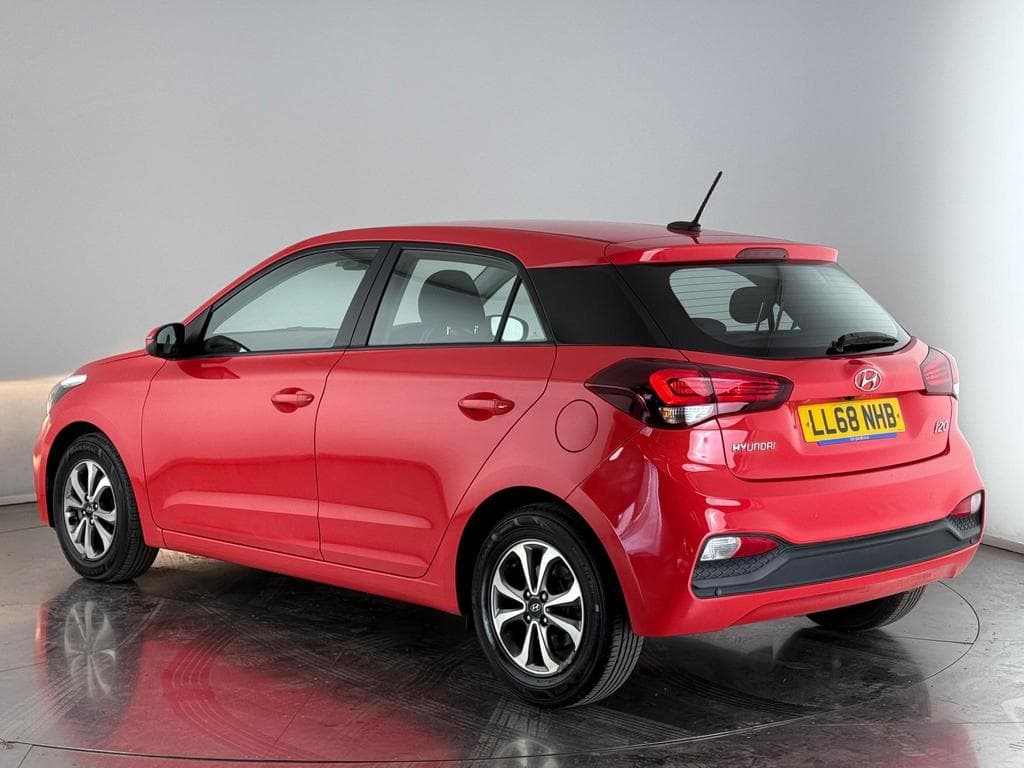 HYUNDAI i20 1.2 SE Launch Edition Euro 6 (s/s) 5dr