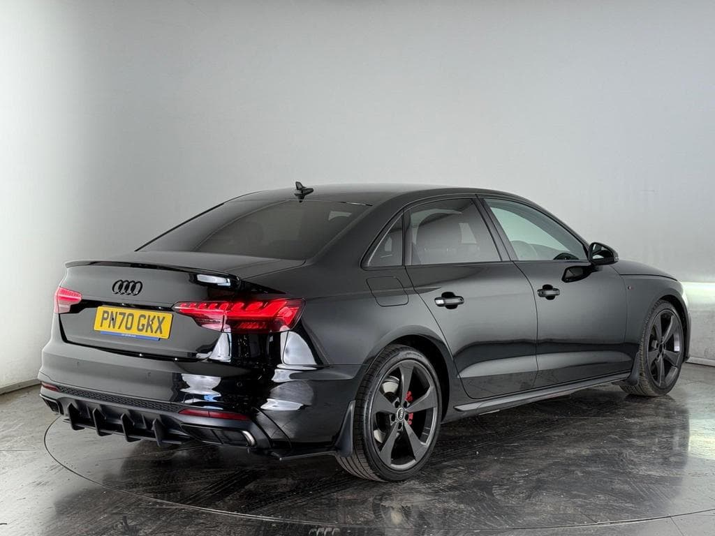 AUDI A4 2.0 TDI 35 Black Edition S Tronic Euro 6 (s/s) 4dr