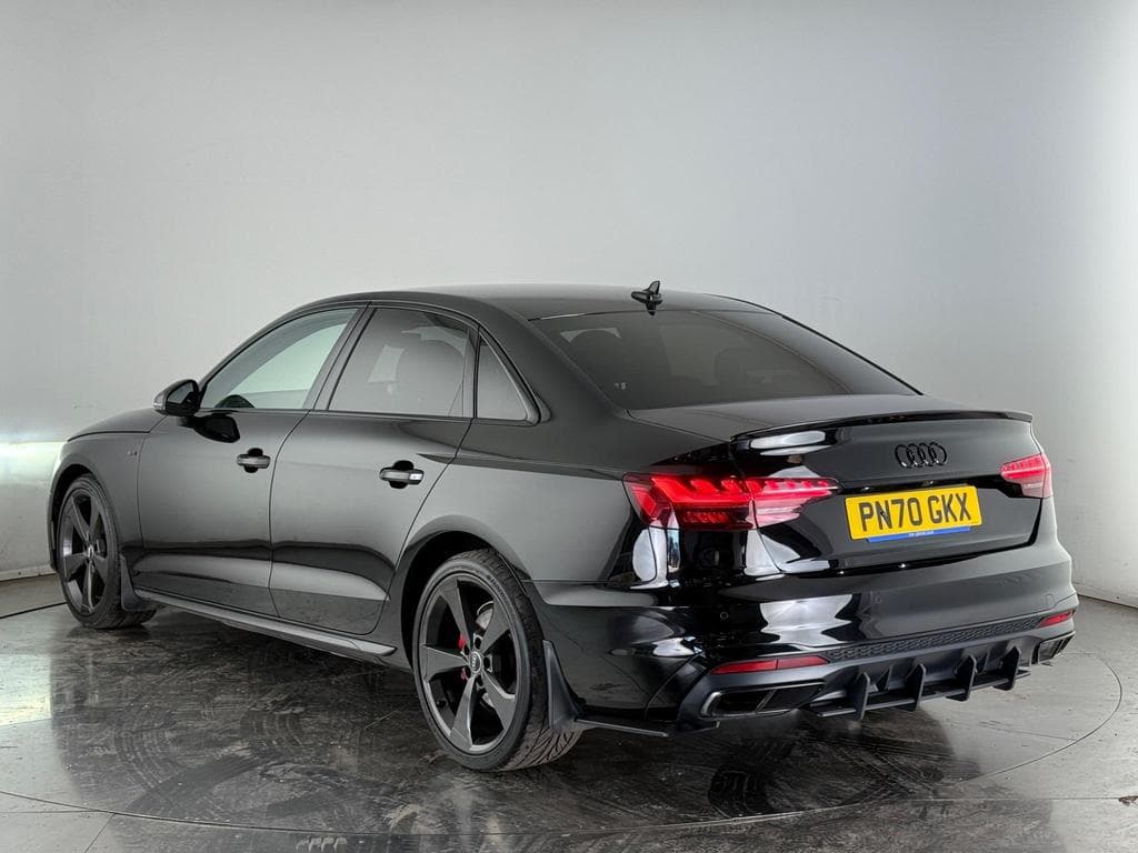 AUDI A4 2.0 TDI 35 Black Edition S Tronic Euro 6 (s/s) 4dr