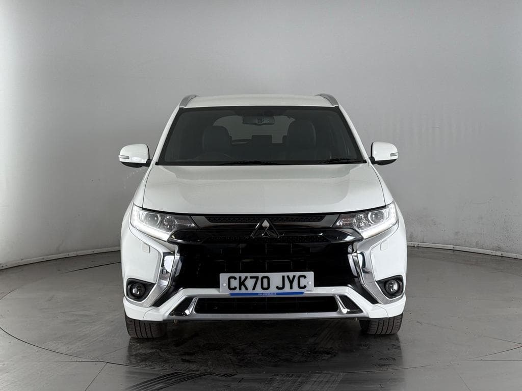 Mitsubishi Outlander 2.4h TwinMotor 13.8kWh Dynamic CVT 4WD Euro 6 (s/s) 5dr