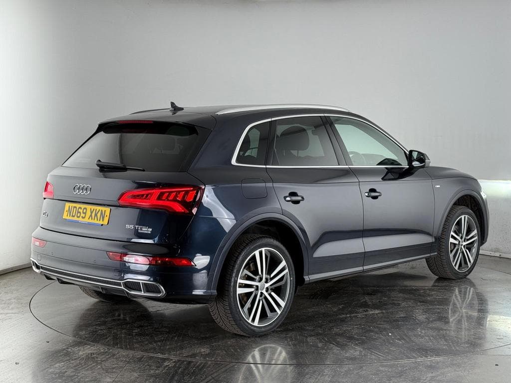 AUDI Q5 2.0 TFSIe 55 S line Competition S Tronic quattro Euro 6 (s/s) 5dr 14.1kWh