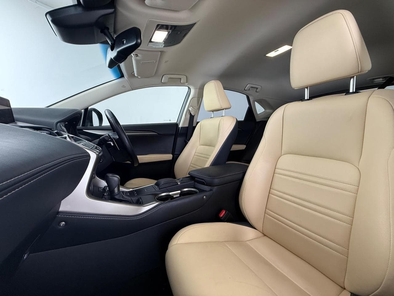LEXUS NX thumbnail Seat Front Passenger