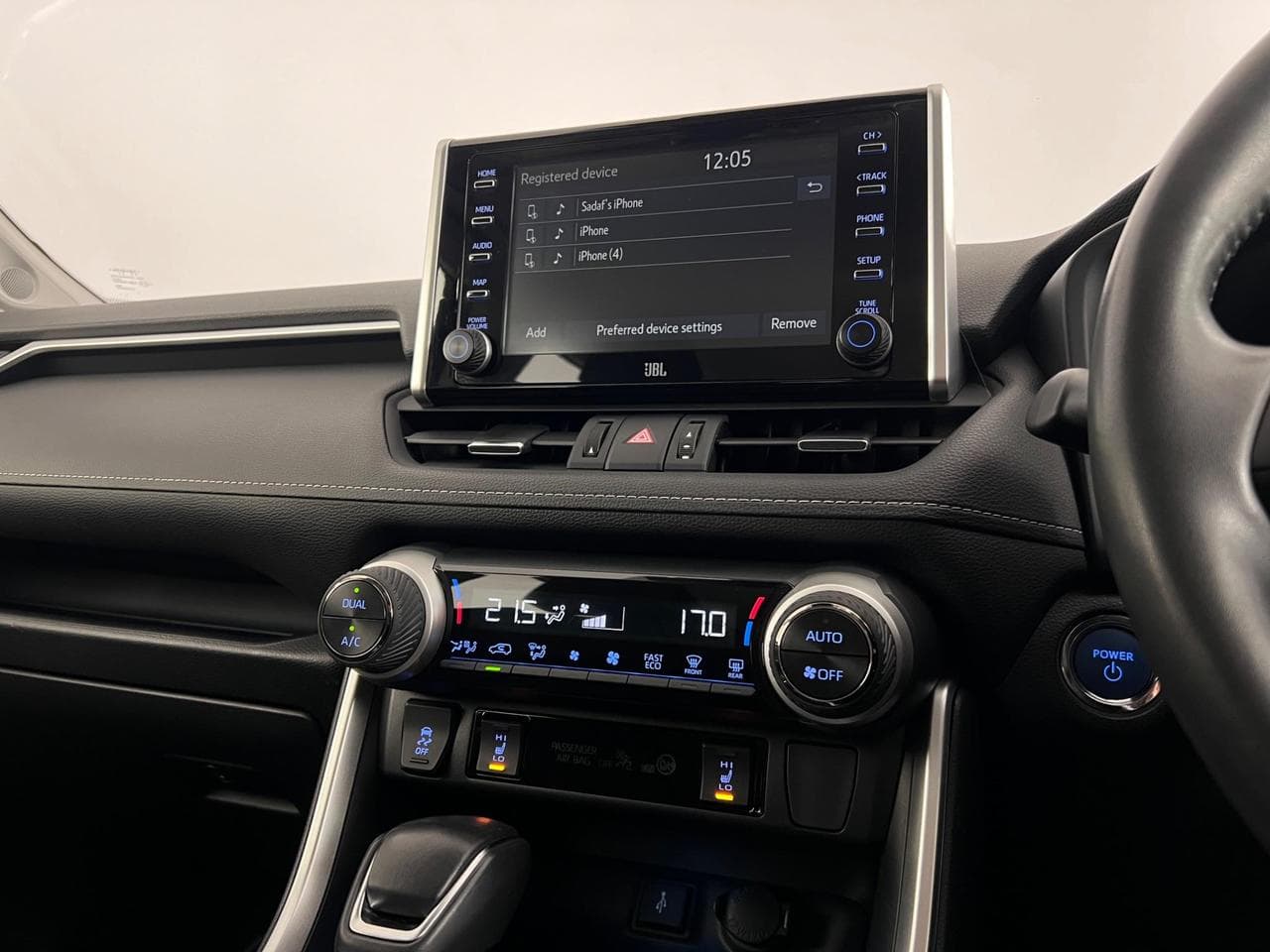 TOYOTA RAV4 thumbnail Infotainment System
