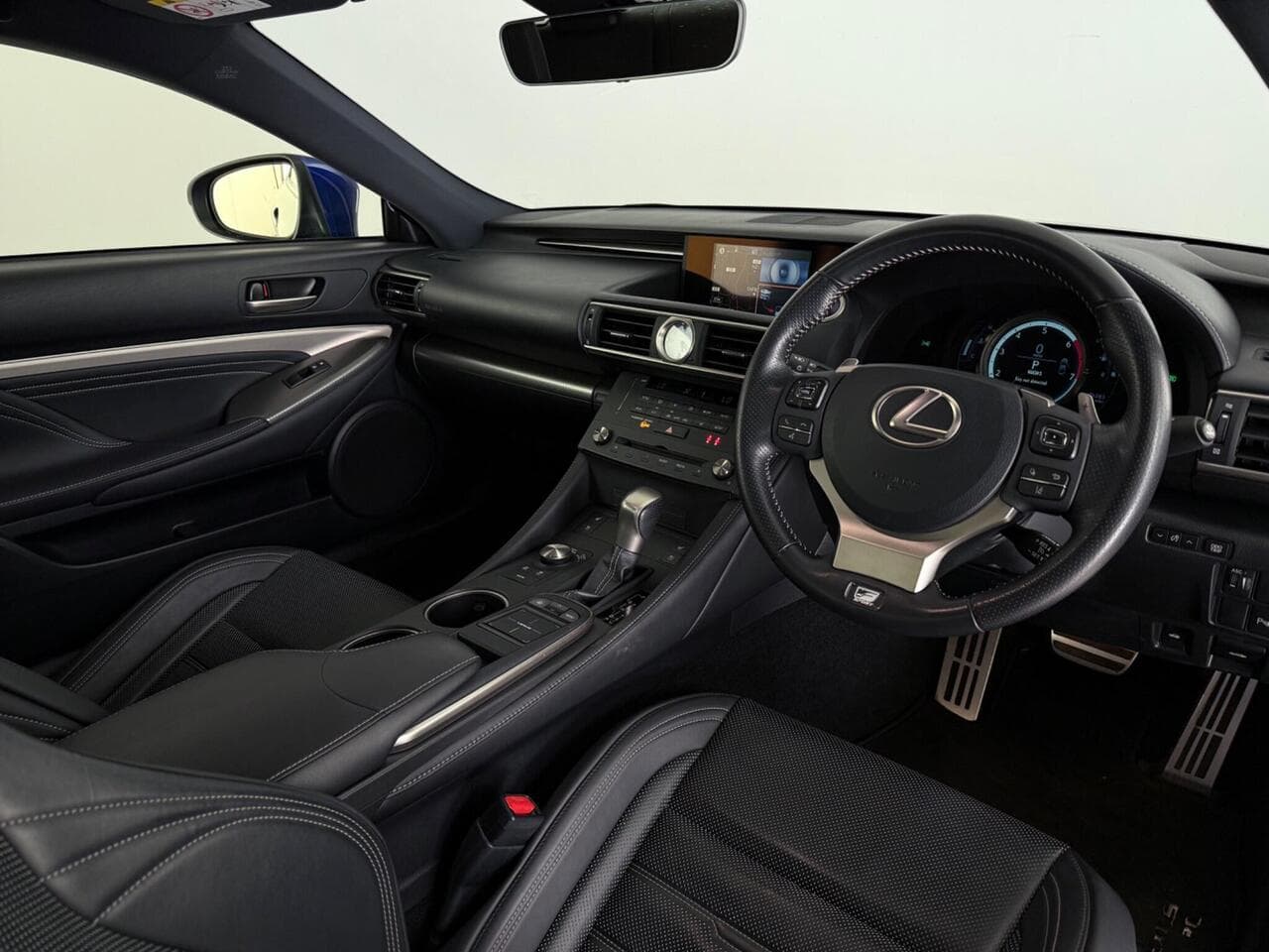 LEXUS RC thumbnail Inconclusive