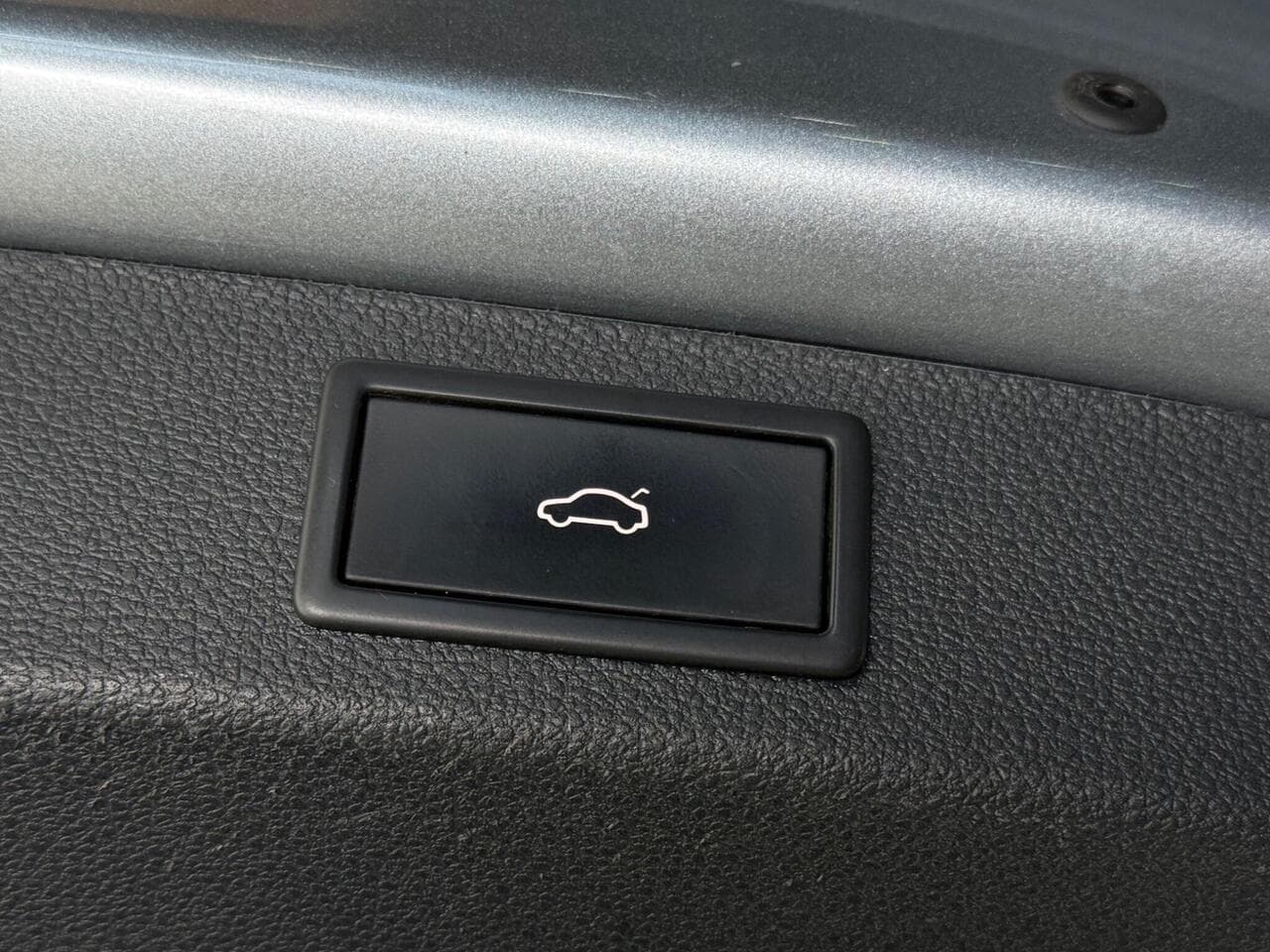 SKODA Kodiaq thumbnail Misc Controls