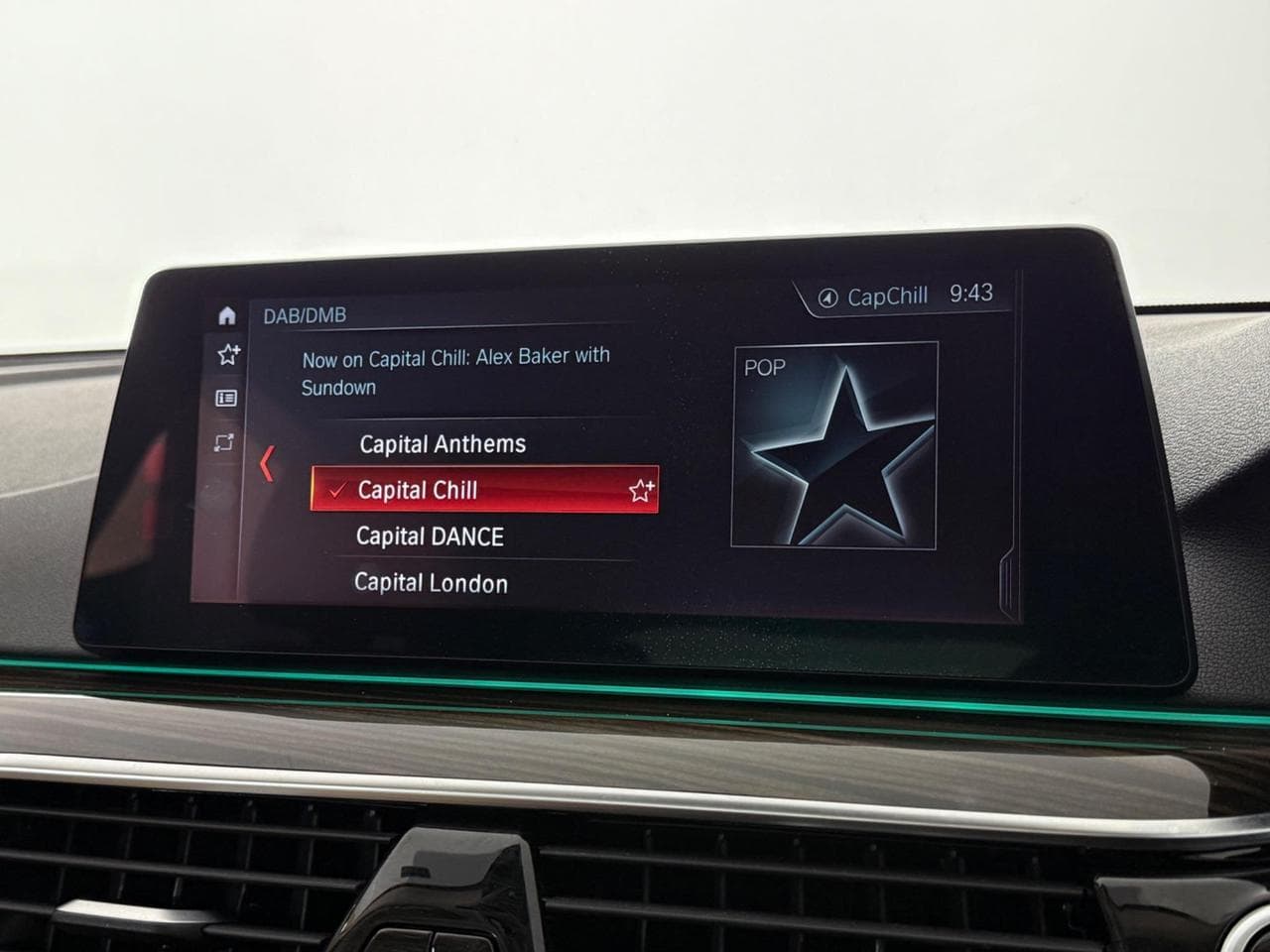 BMW 6 Series thumbnail Infotainment System