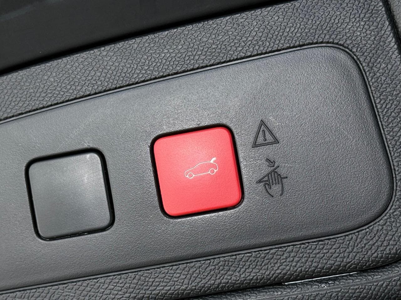 DS 7 Crossback thumbnail Misc Controls