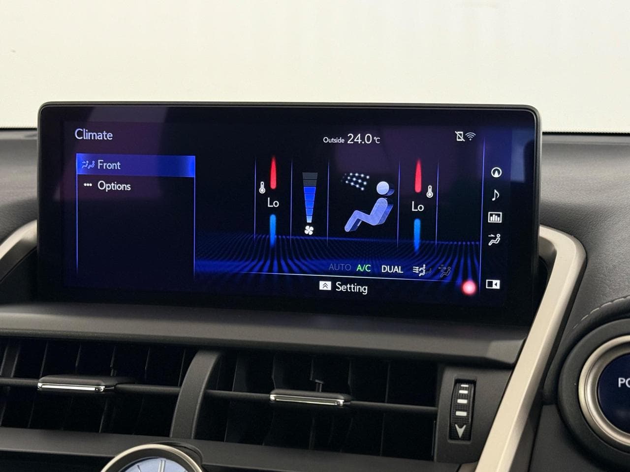 LEXUS NX thumbnail Infotainment System