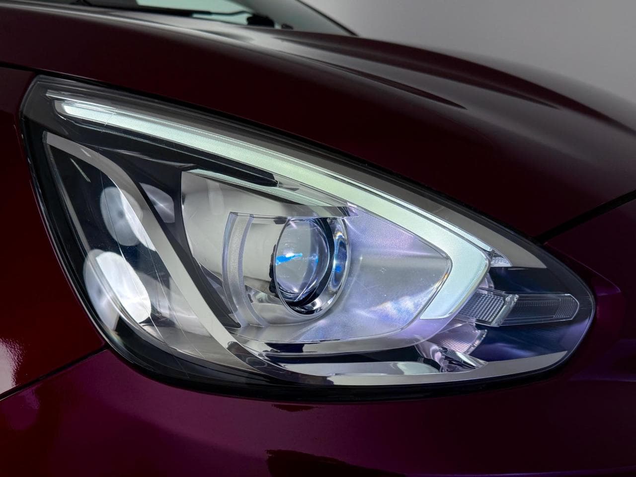 MITSUBISHI MIRAGE thumbnail Lights Front