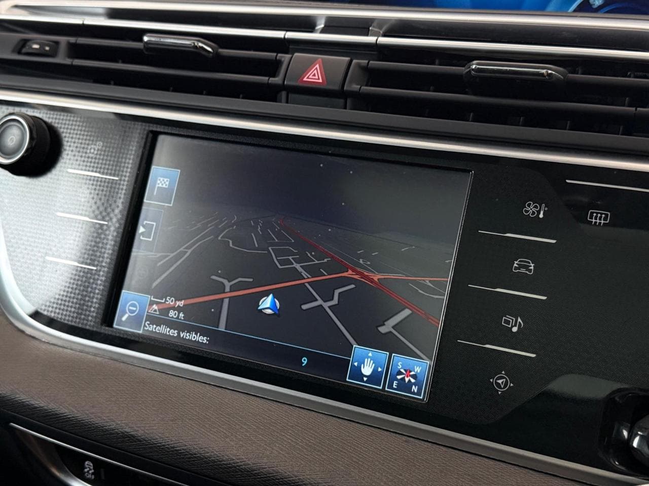 CITROEN C4 Picasso thumbnail Infotainment System