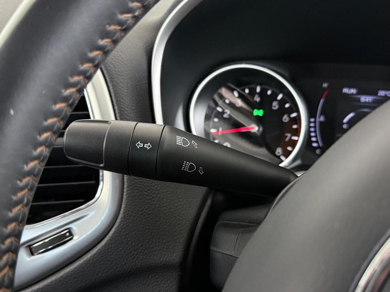 JEEP COMPASS thumbnail Driver Instruments