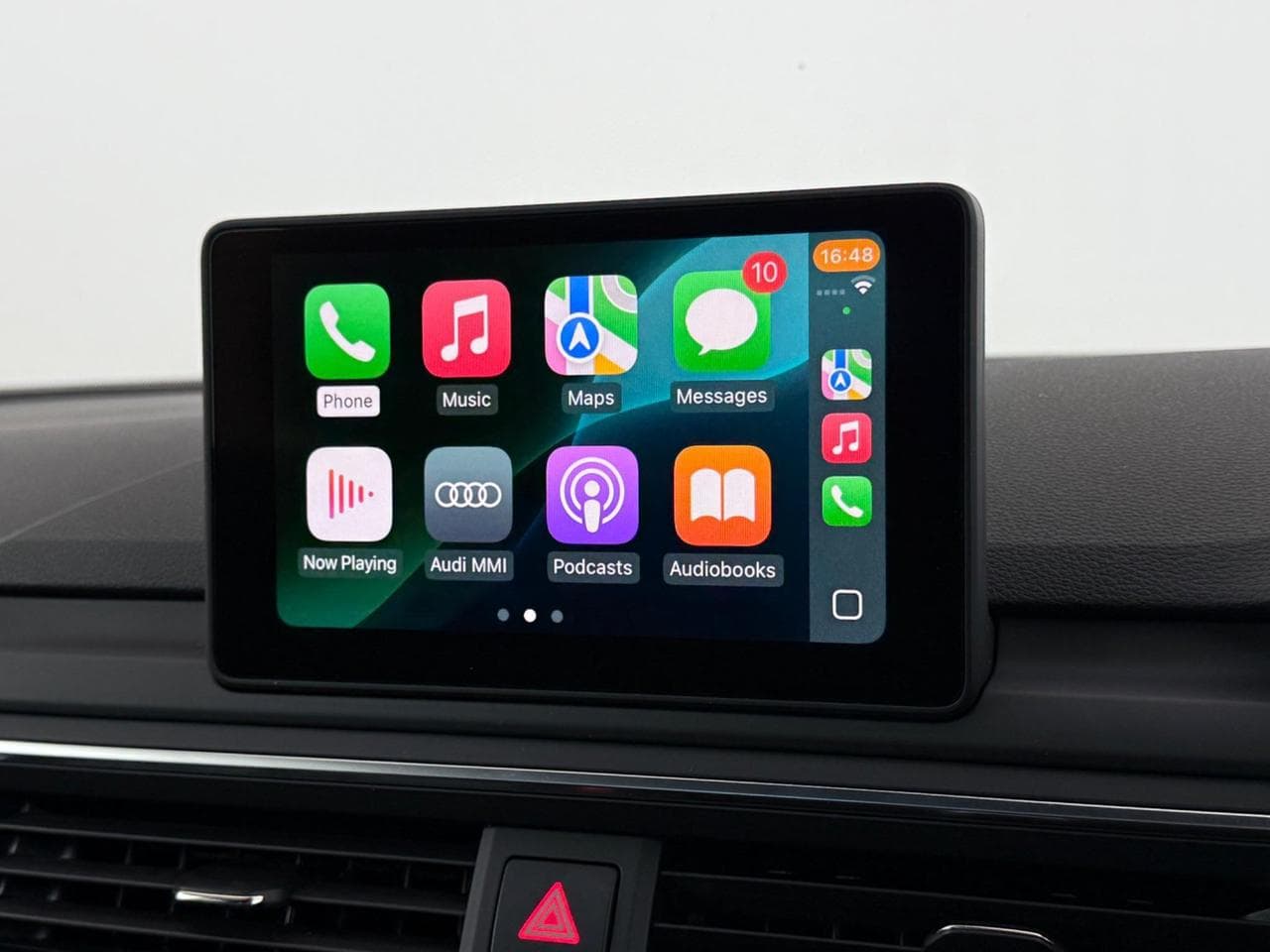 AUDI A4 thumbnail Infotainment System