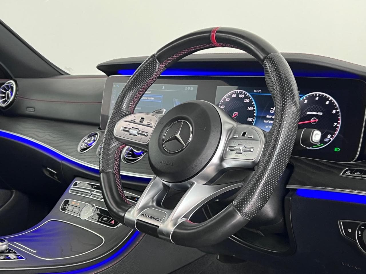 MERCEDES-BENZ E-Class thumbnail Steering Wheel