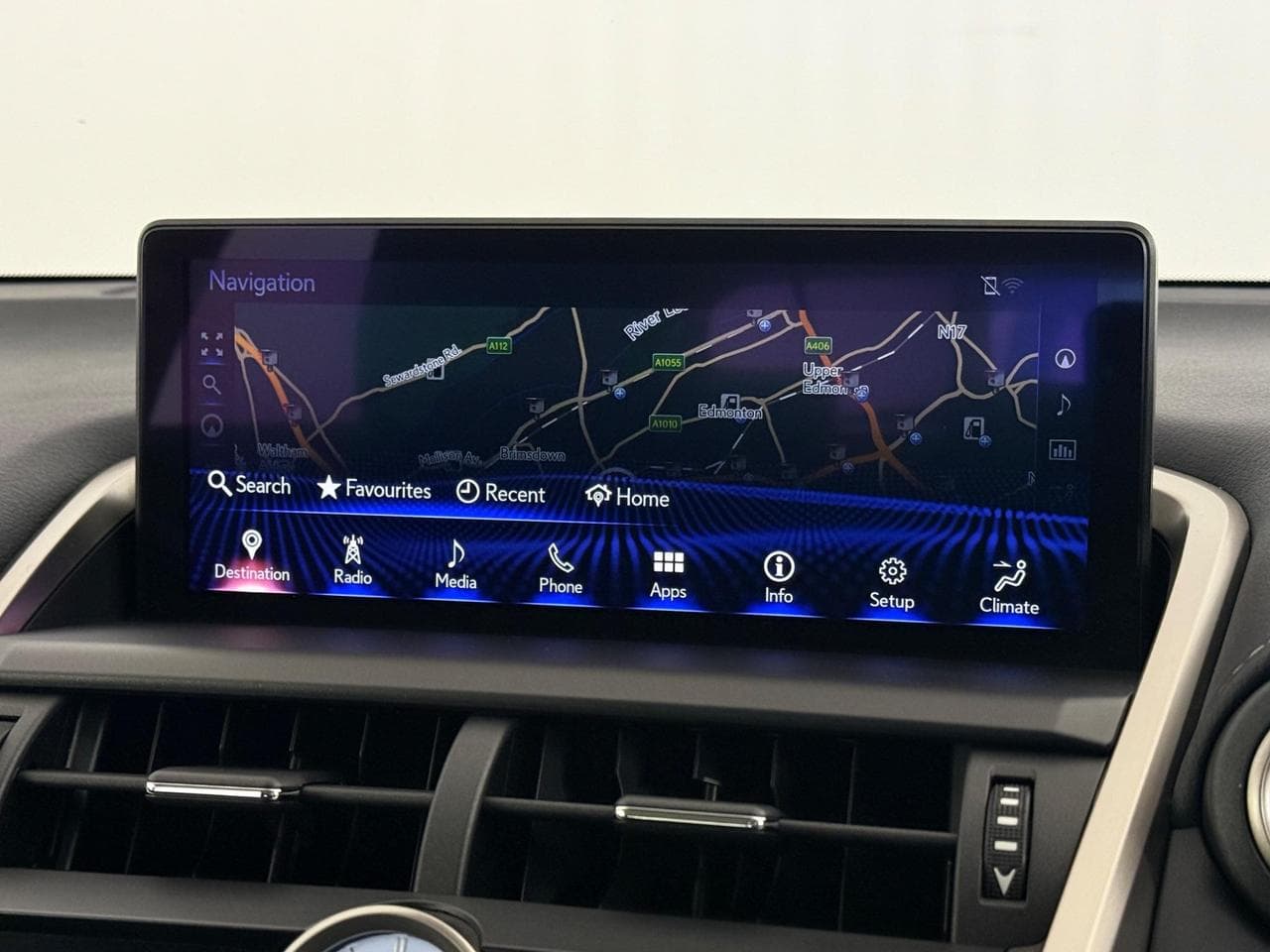 LEXUS NX thumbnail Infotainment System