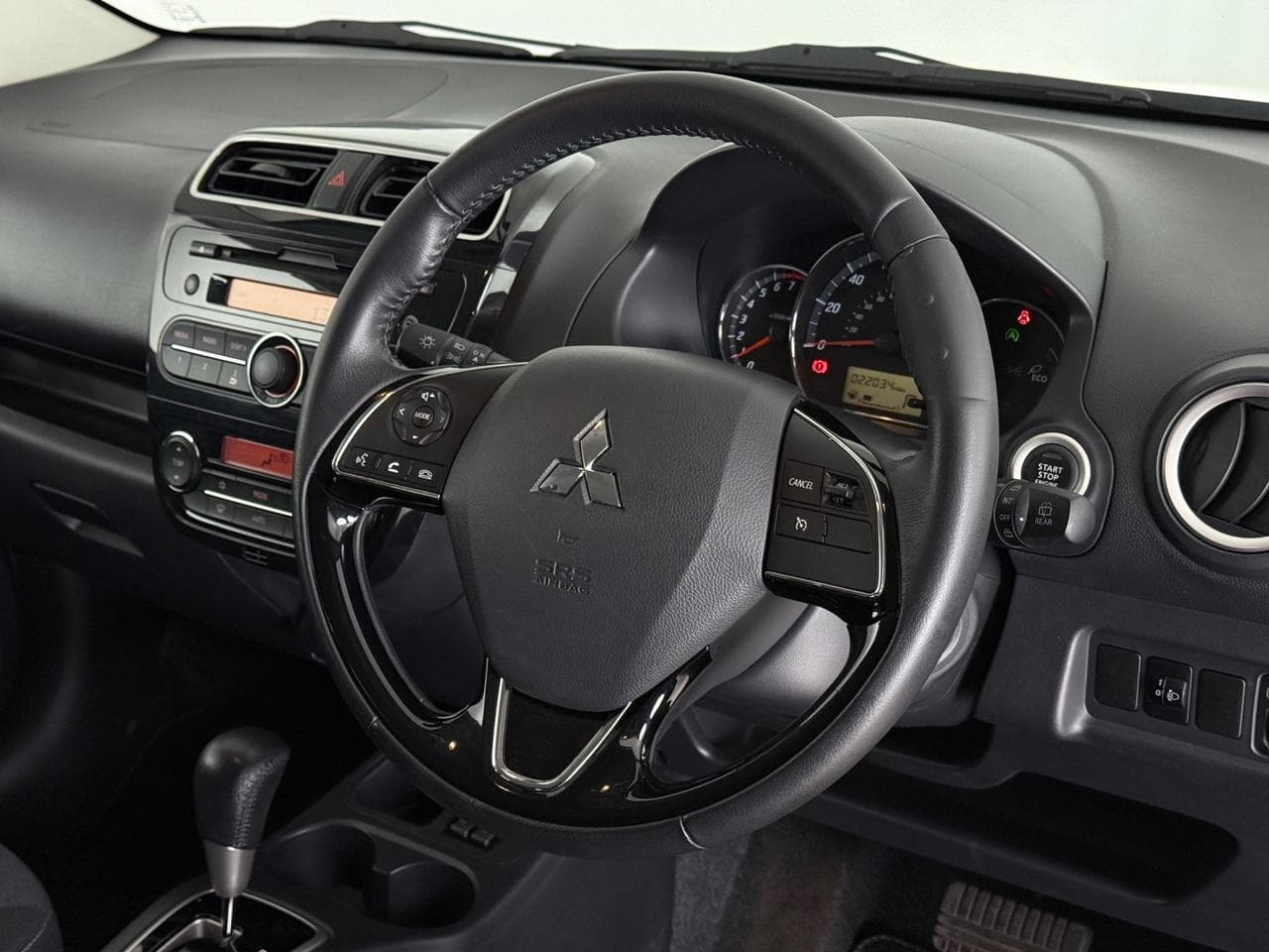 MITSUBISHI Mirage thumbnail Steering Wheel