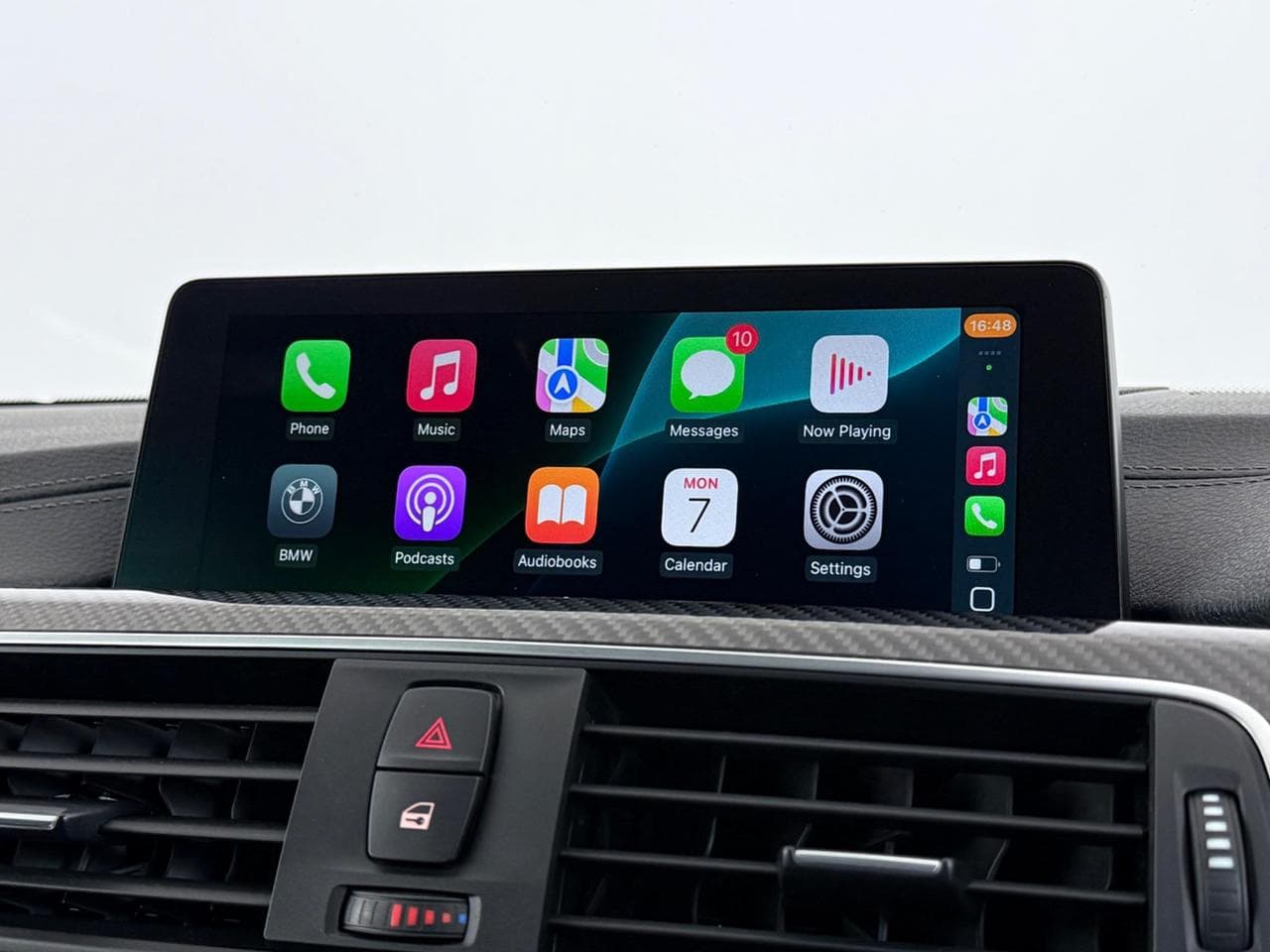 BMW 4 Series thumbnail Infotainment System