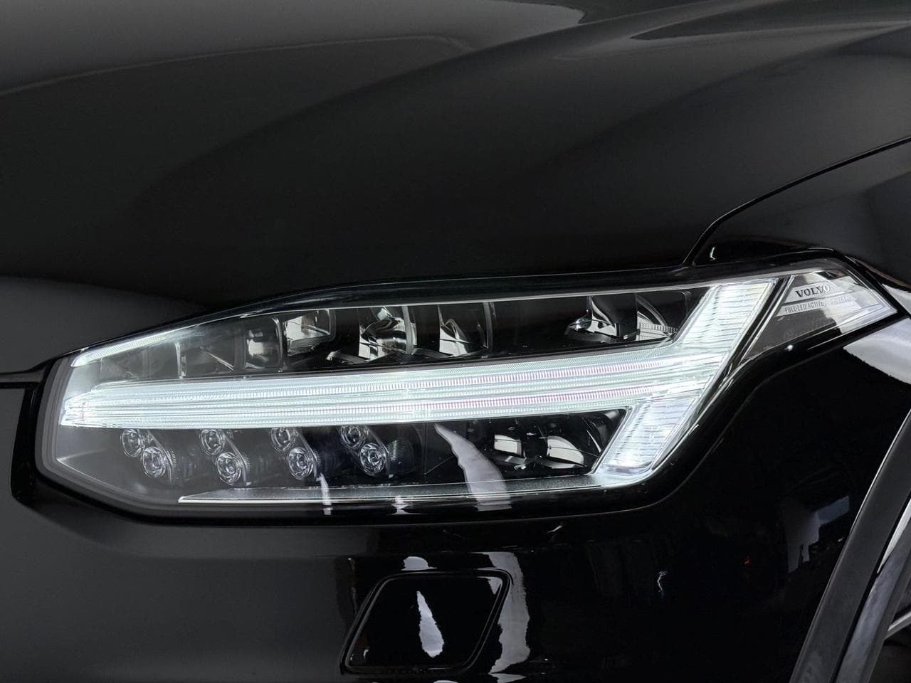 VOLVO XC90 thumbnail Inconclusive