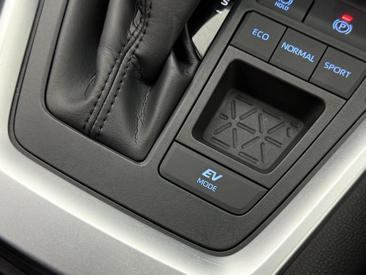 TOYOTA RAV4 thumbnail Misc Controls