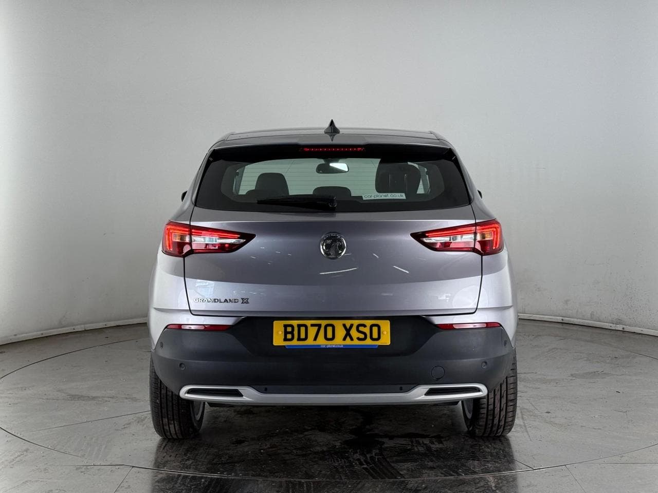 VAUXHALL Grandland X thumbnail Rear