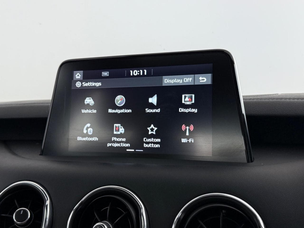 Kia Stinger thumbnail Infotainment System