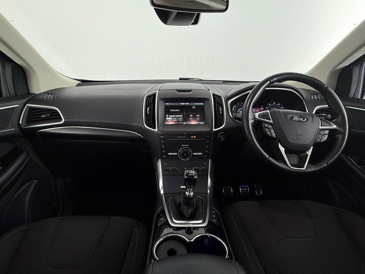 FORD Edge thumbnail Interior Front