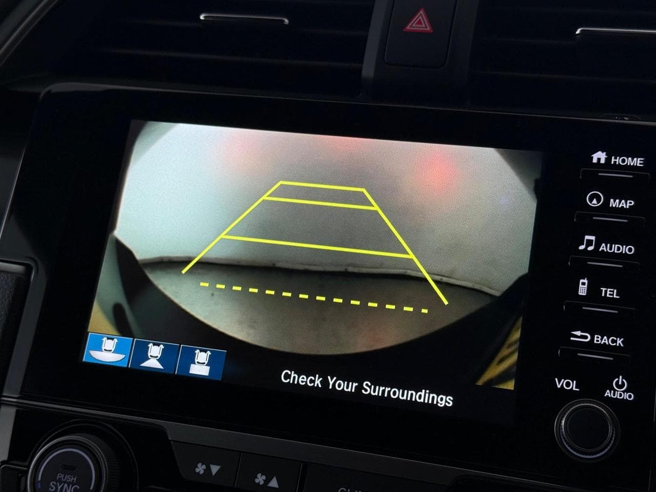 HONDA Civic thumbnail Infotainment System