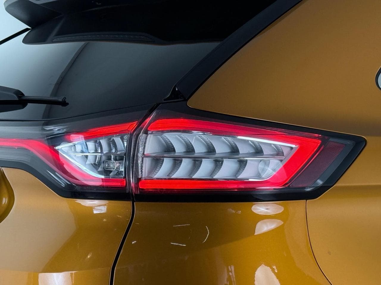 FORD Edge thumbnail Inconclusive