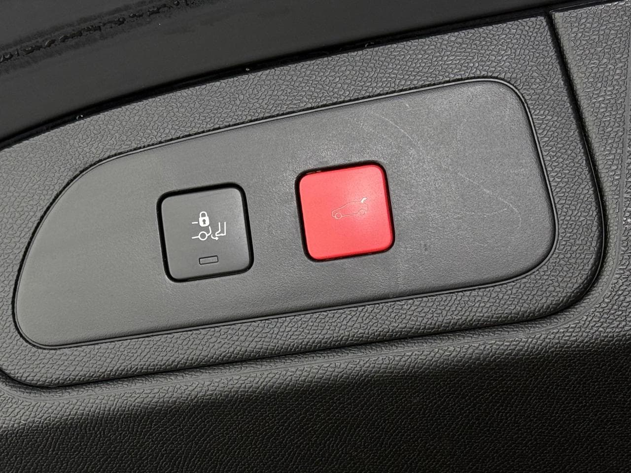 DS 7 Crossback thumbnail Misc Controls