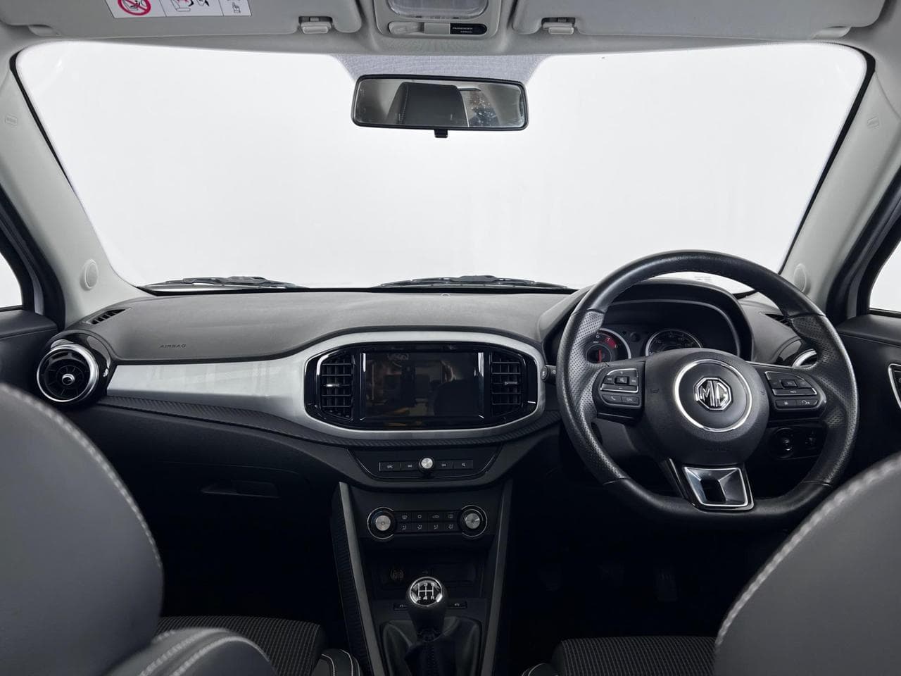 MG MG3 thumbnail Interior Front