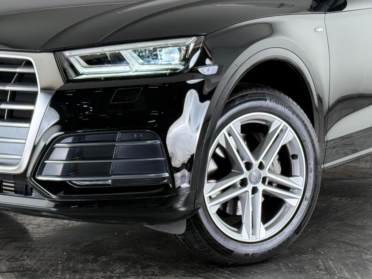 AUDI Q5 thumbnail Wheel