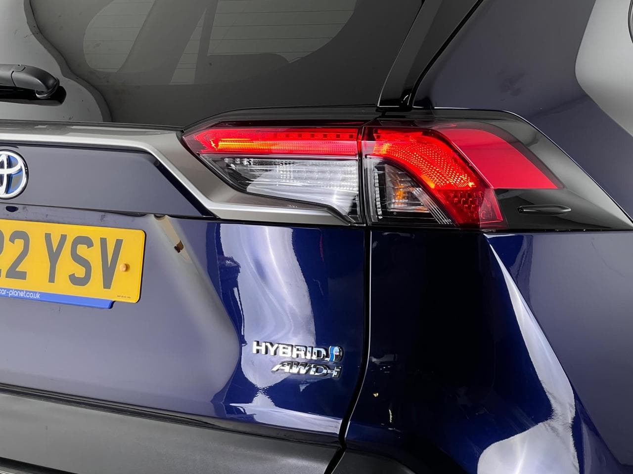 TOYOTA RAV4 thumbnail Lights Rear