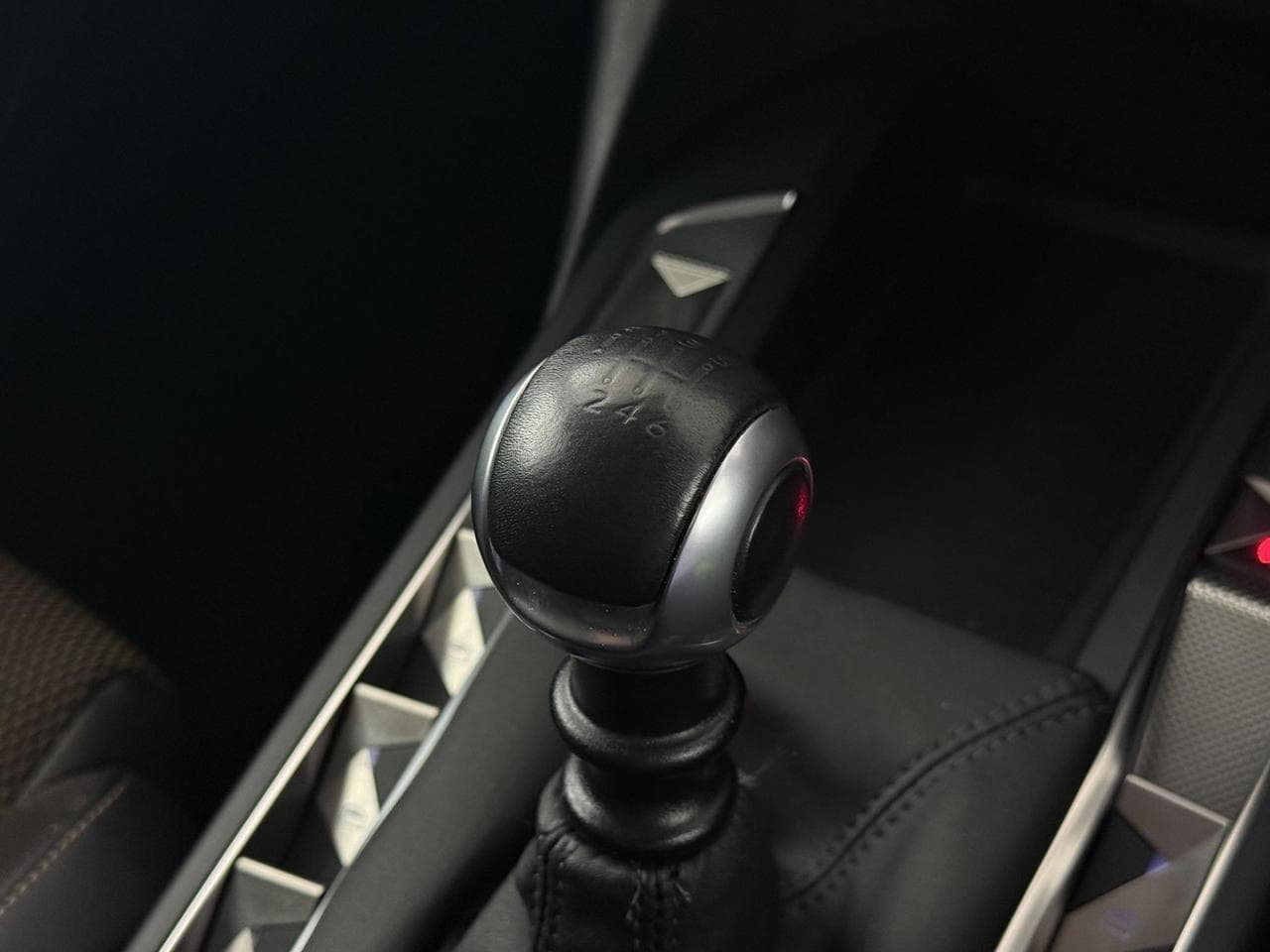 DS 3 Crossback thumbnail Interior Front