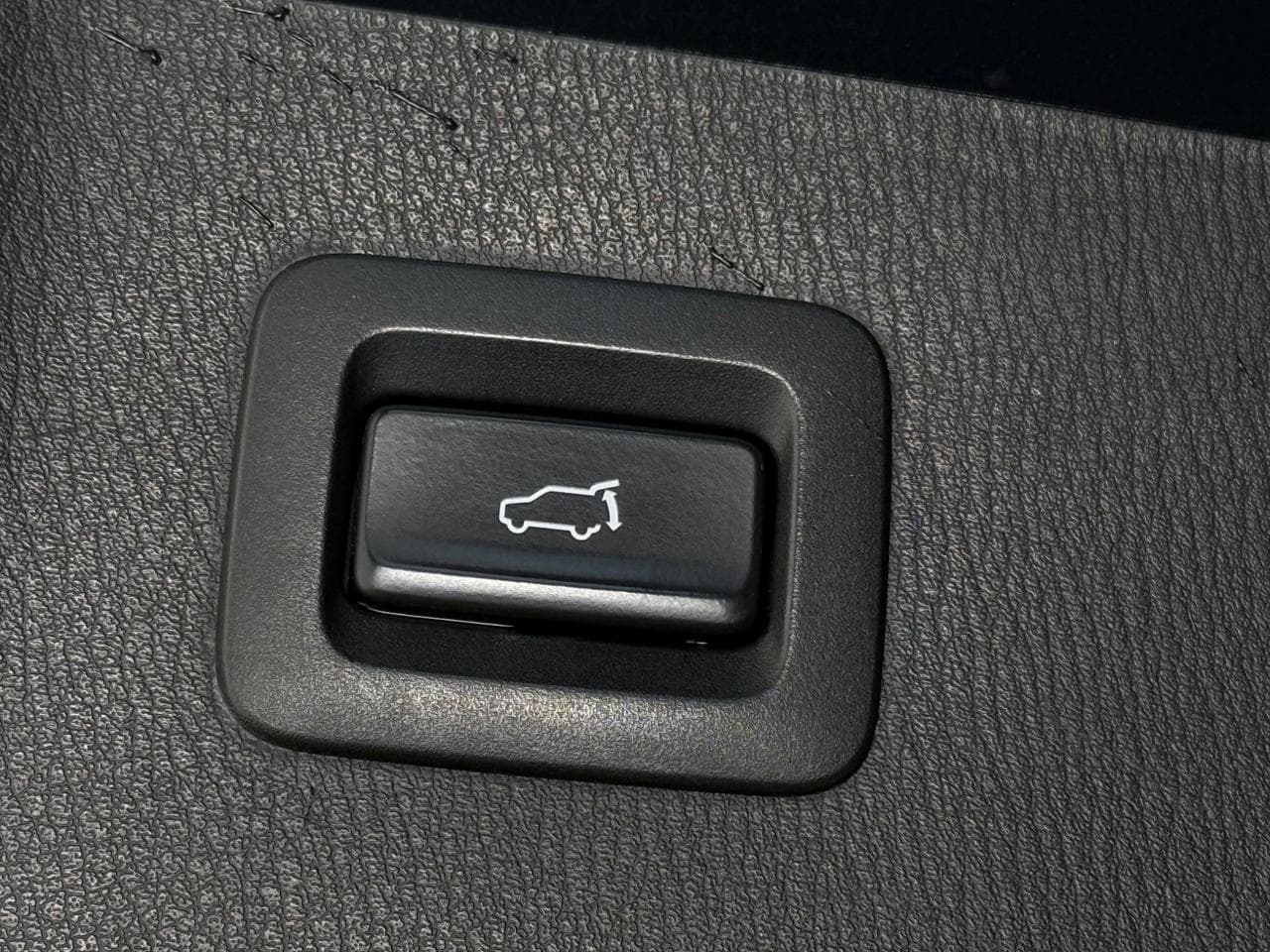 MAZDA CX-5 thumbnail Misc Controls