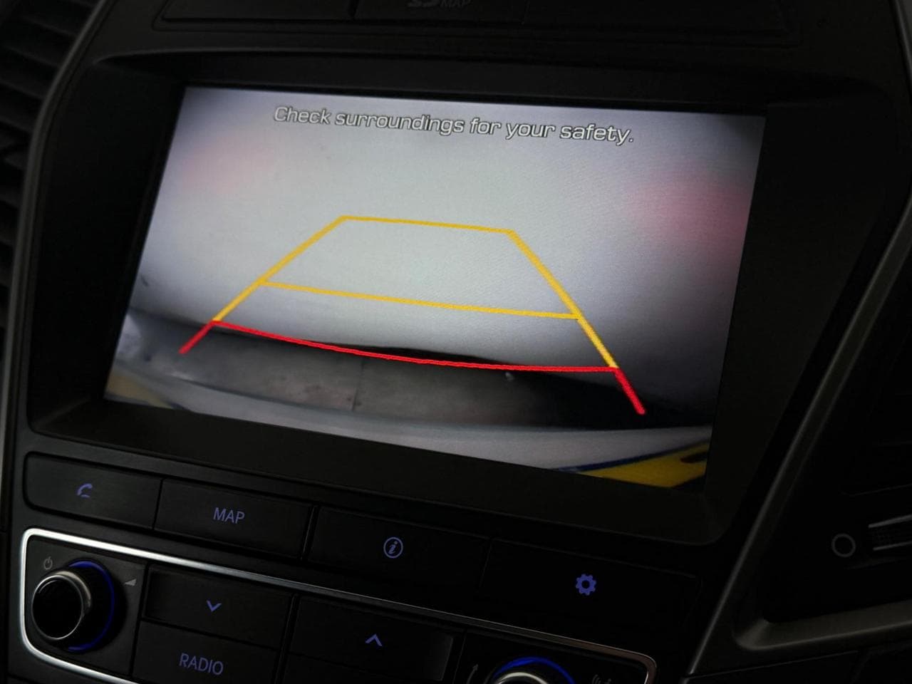 HYUNDAI Santa Fe thumbnail Infotainment System