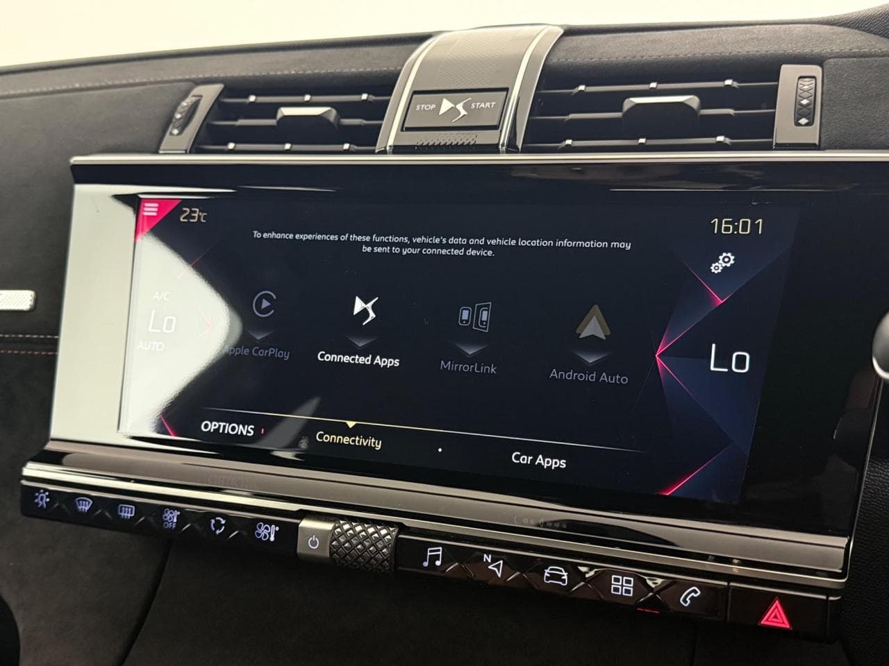 DS 7 Crossback thumbnail Infotainment System