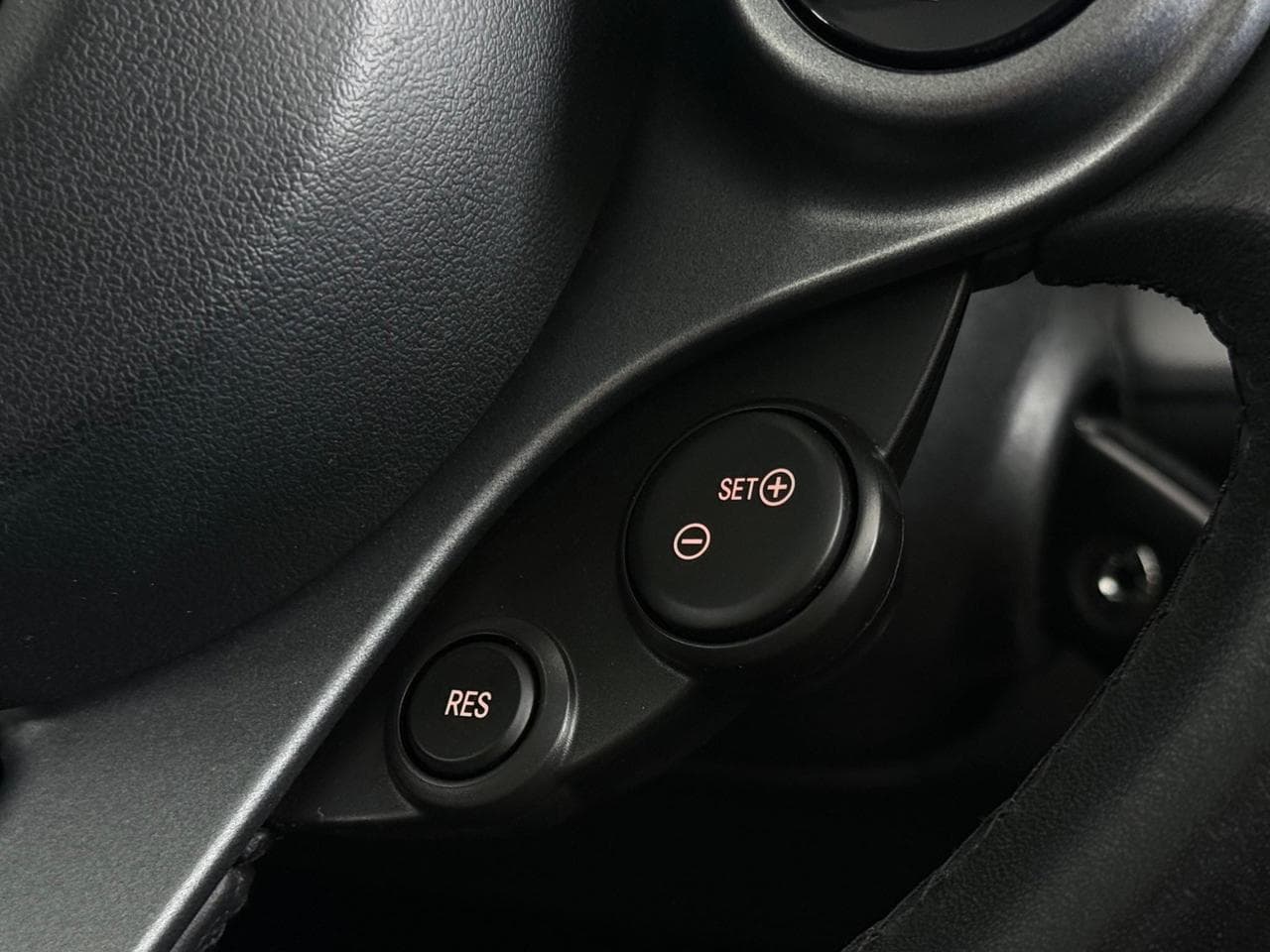 SMART forfour thumbnail Misc Controls