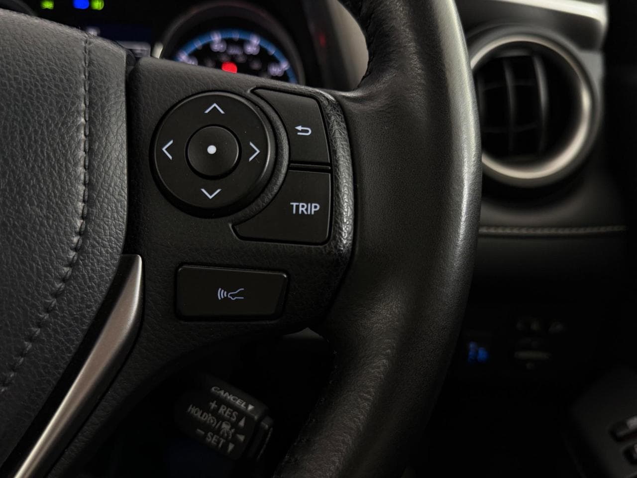 TOYOTA RAV4 thumbnail Misc Controls