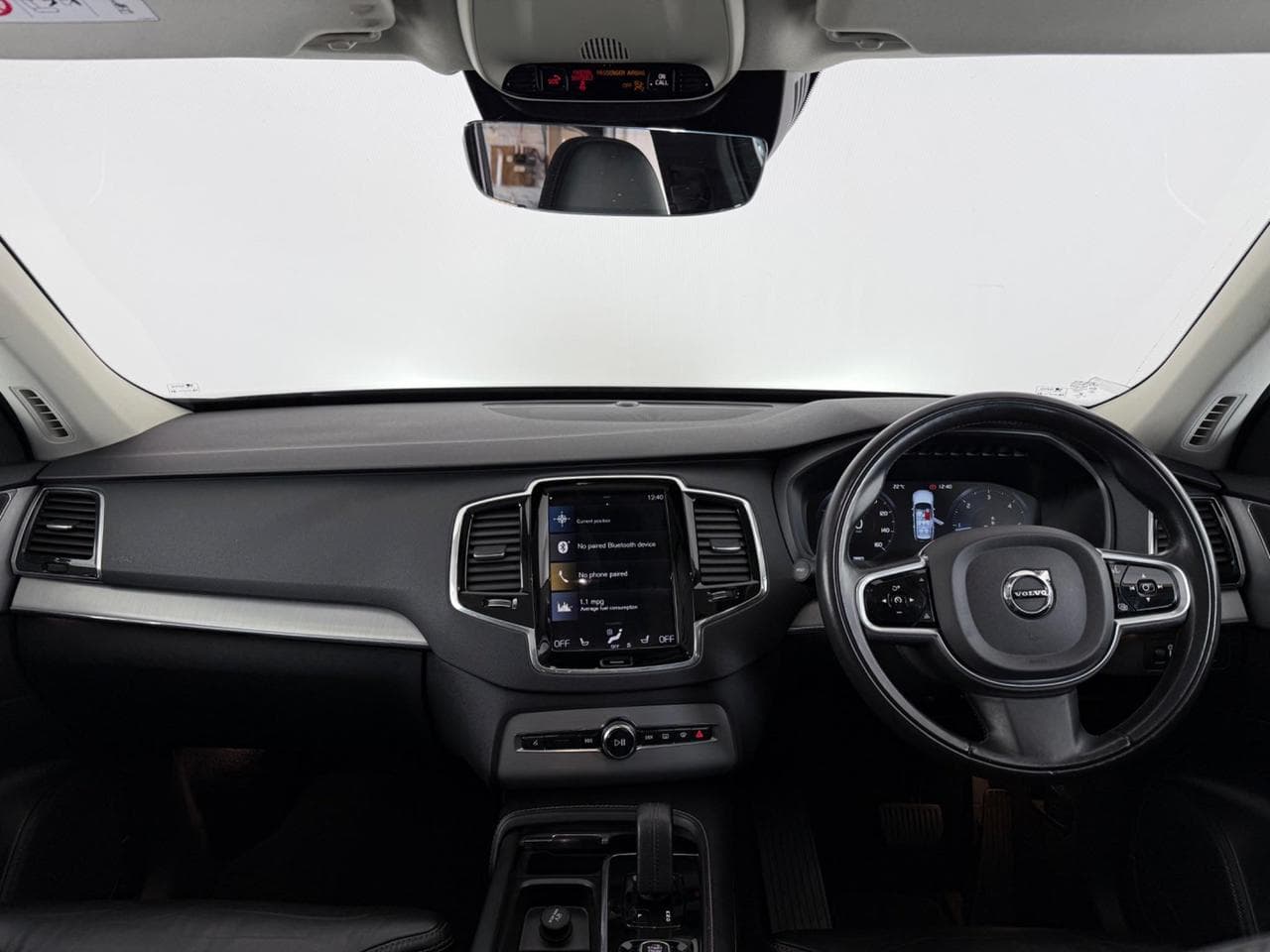 VOLVO XC90 thumbnail Interior Front