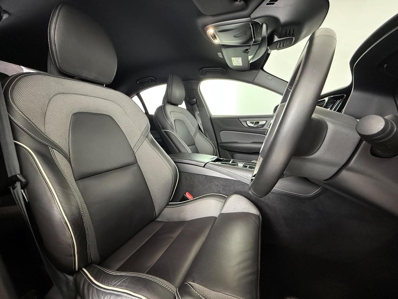 VOLVO S60 thumbnail Seat Driver