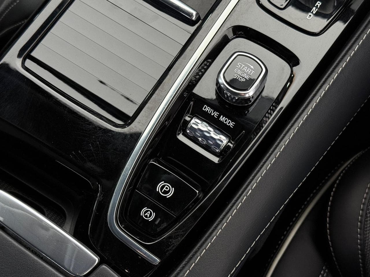 VOLVO S60 thumbnail Misc Controls