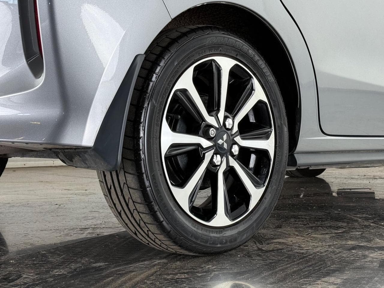 MITSUBISHI Mirage thumbnail Wheel