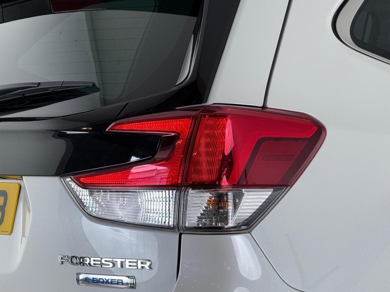 SUBARU Forester thumbnail Lights Rear