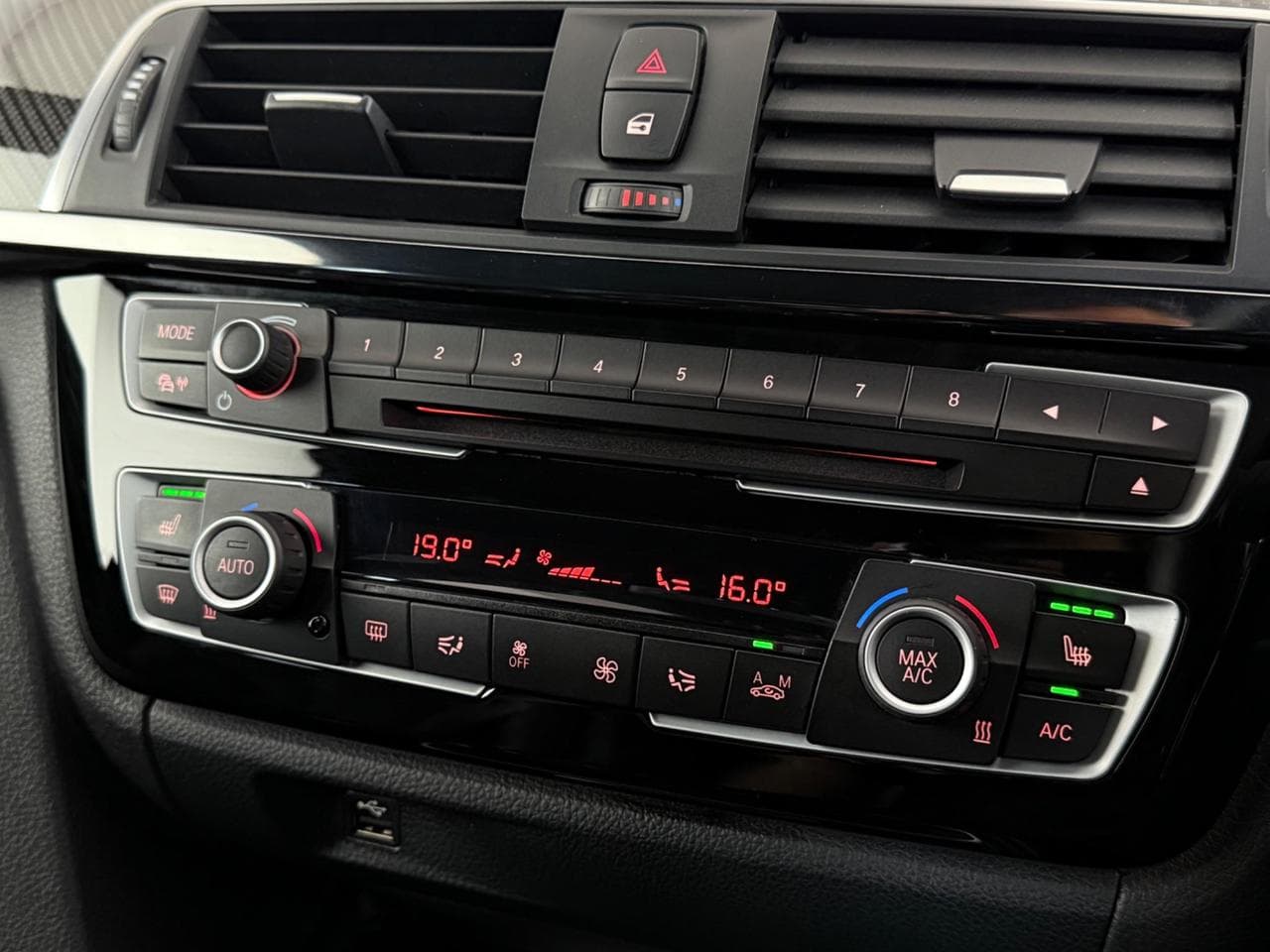 BMW 4 Series thumbnail Infotainment System