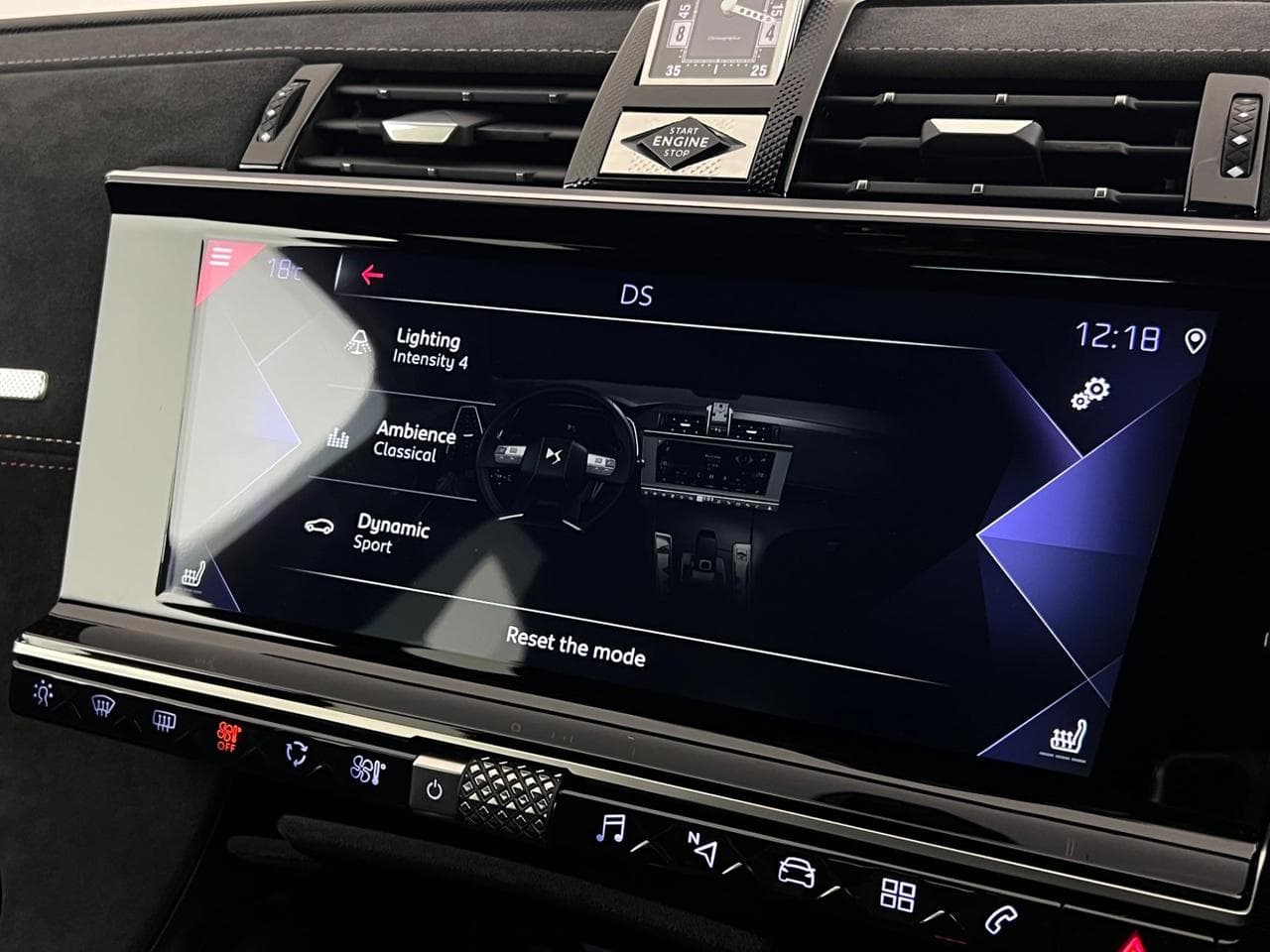 DS 7 Crossback thumbnail Infotainment System