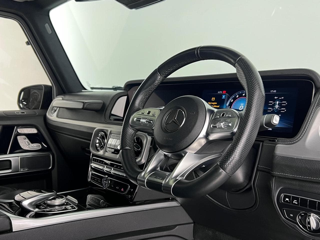 MERCEDES-BENZ G-Class thumbnail Interior Front